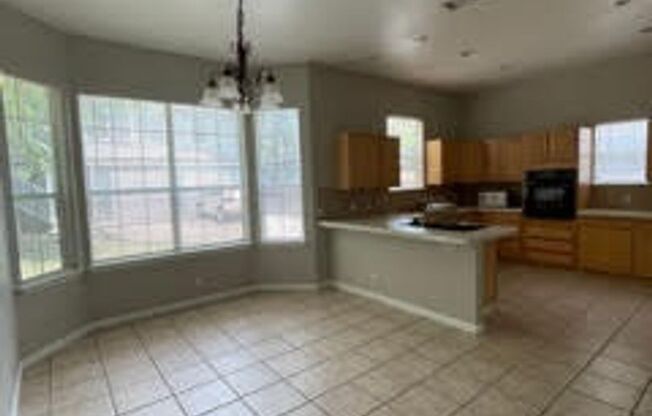 4 beds, 2.5 baths, 2,318 sqft, $3,800, Unit Unit A