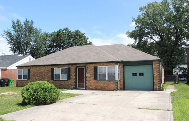 Spacious 3 Bed, 2 Bath Home – Convenient One-Floor Living in a Prime Area!