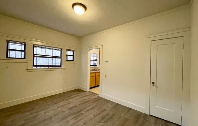 1 bed, 1 bath, 600 sqft, $1,795, Unit 301