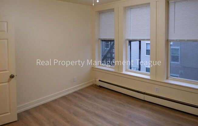 2 beds, 1 bath, $1,350, Unit Apt 2