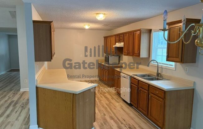 3161 GLN HOLW DR