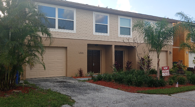 2033 MCMULLEN AVE