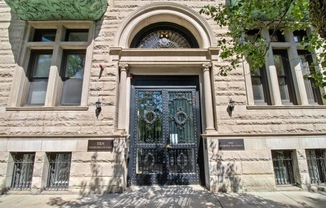 10 Charlesgate East 304