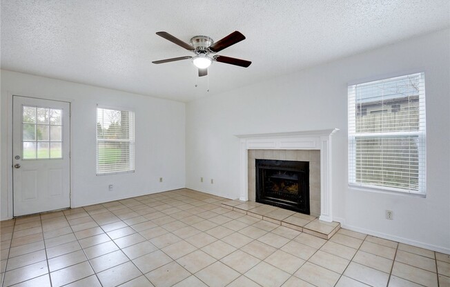 6102 PARKWOOD DR