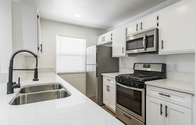 2 beds, 2 baths, 1,175 sqft, $3,098, Unit 250