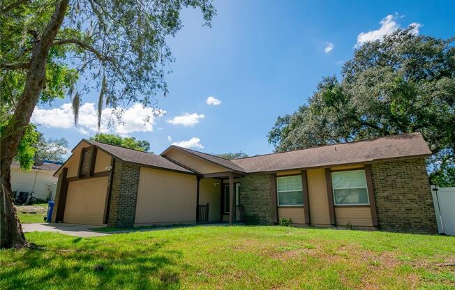 1512 PRAIRIE LAKE BOULEVARD