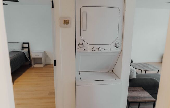 Furnished 2x2 Home, Move In Ready