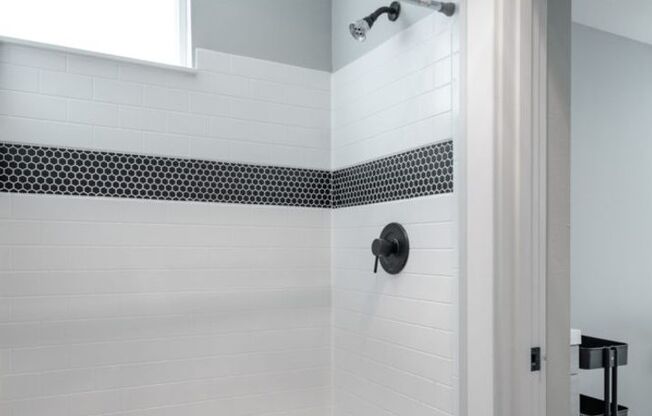 Studio, 1 bath, 240 sqft, $1,450, Unit 501