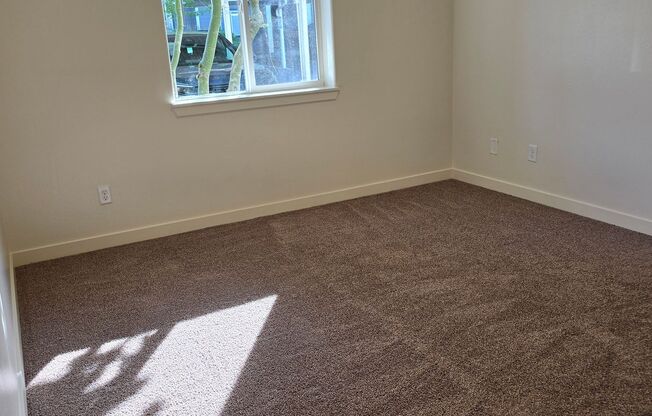 2 beds, 2 baths, 981 sqft, $1,950, Unit 118