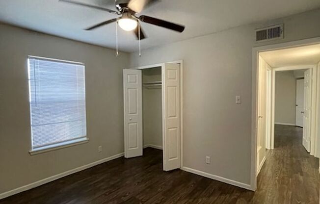 2 beds, 2 baths, 931 sqft, $1,195, Unit 02-0216