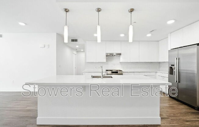 3768 CAPITOL AVE