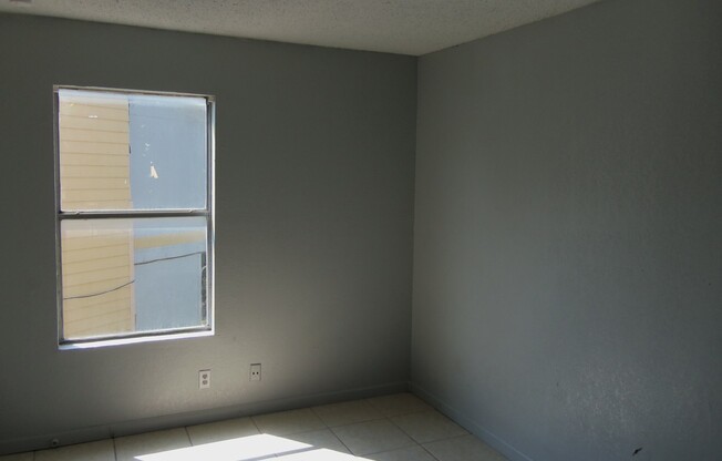 6014 B Conti in SE Austin!!