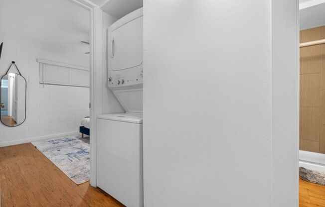 2 beds, 1 bath, 850 sqft, $1,750, Unit 12