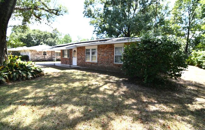3 bedroom, 1.5 bath home in quaint, well maintained subdivision in Brownsfield
