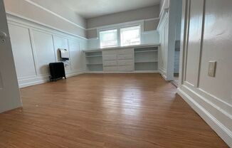 Studio, 1 bath, 500 sqft, $1,249, Unit 304