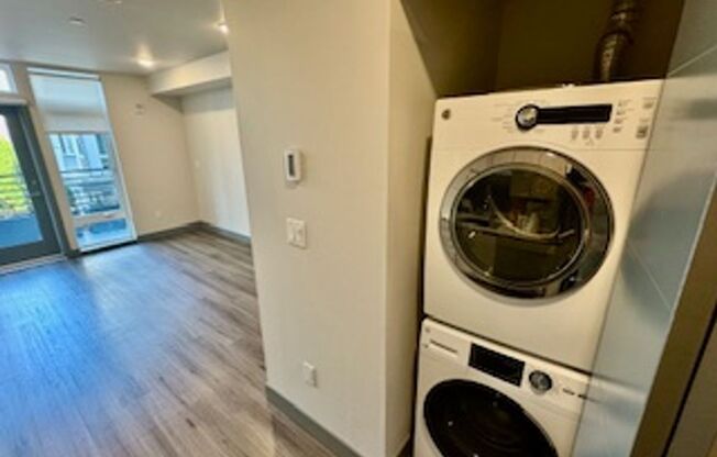 Studio, 1 bath, 316 sqft, $1,395, Unit 415 MFTE