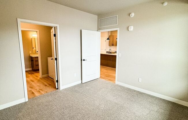 1 bed, 1 bath, 778 sqft, $1,250, Unit C240