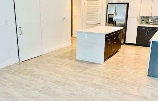 1 bed, 1.5 baths, 978 sqft, $3,199, Unit 312