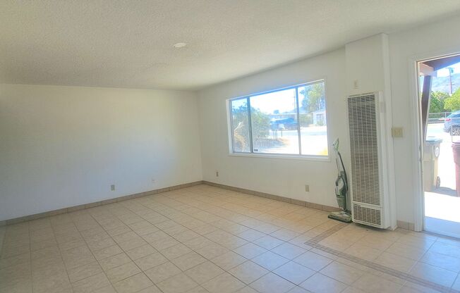2 Bedroom with large back yard