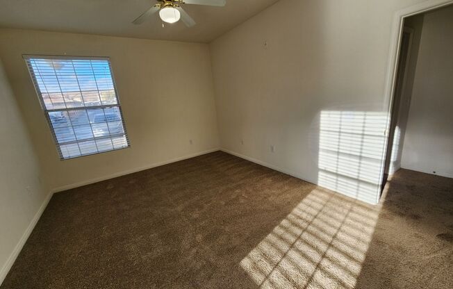 2 beds, 2 baths, $1,430