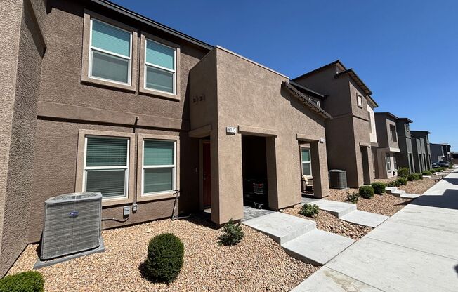 Modern 3-Bedroom Home in North Las Vegas with Spacious Layout!