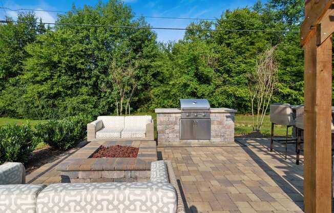 Outdoor Lounge area at Laurel Valley Apartments in Mount Juliet Tennessee March 2021