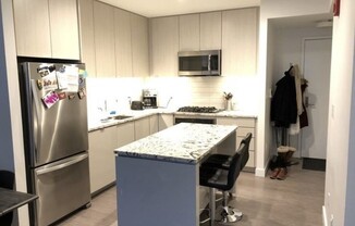 1 bed, 1 bath, 620 sqft, $3,300, Unit 716