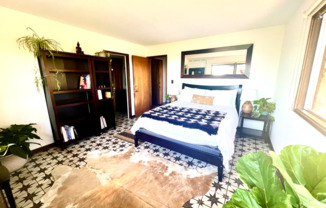 10 MAYBECK TWIN DR