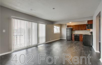 1410 1412 N 45 ST