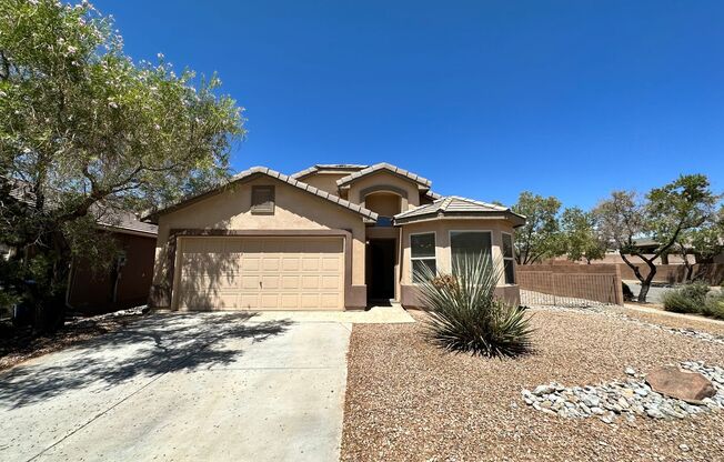 4 bed 2 bath home in Huning Ranch