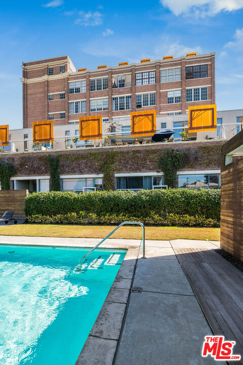 3 beds, 3 baths, 2,330 sqft, $8,500, Unit 106