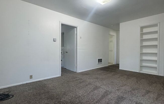 Pet-Friendly 1-Bedroom House