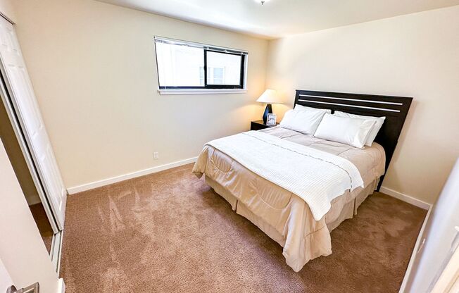 2 beds, 1 bath, 648 sqft, $2,195, Unit 205