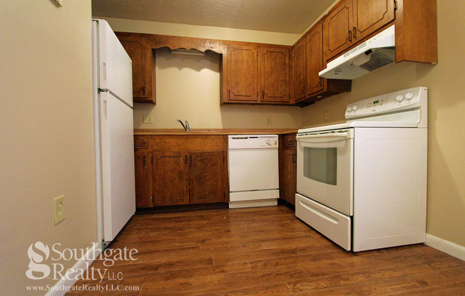 2 beds, 1.5 baths, 787 sqft, $875, Unit 099