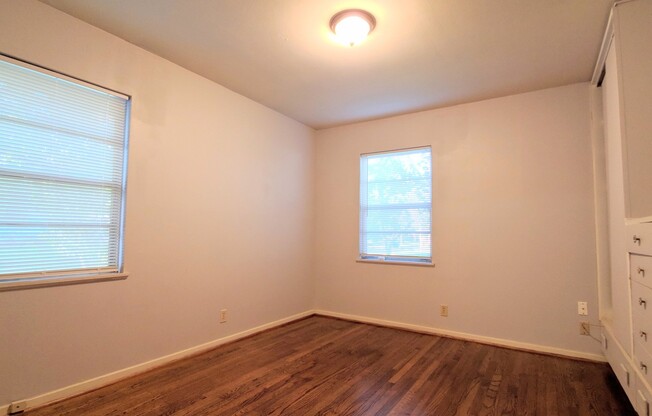 3 beds, 1 bath, $1,545