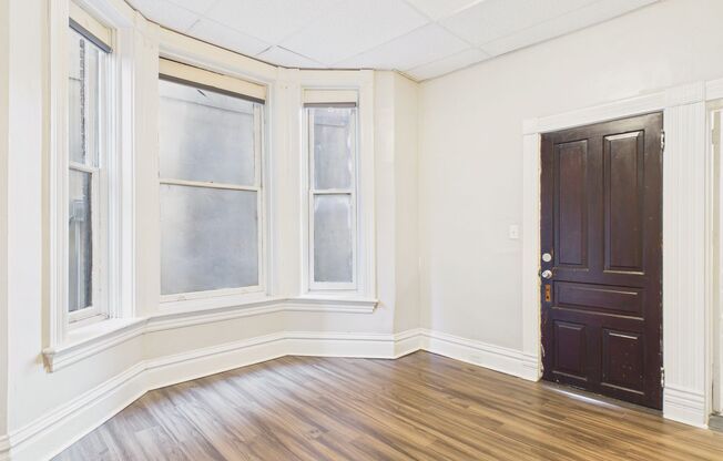 1 bed, 1 bath, 300 sqft, $1,045, Unit 1700 N 2nd St #3