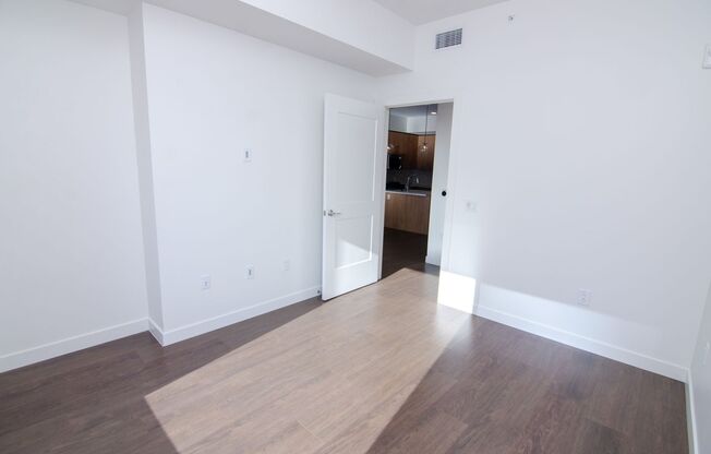 1 bed, 1 bath, $2,500, Unit Unit 910