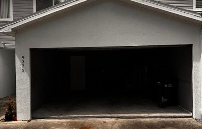 Luxury 3 bedroom 2 bathroom townhome available now!!!!