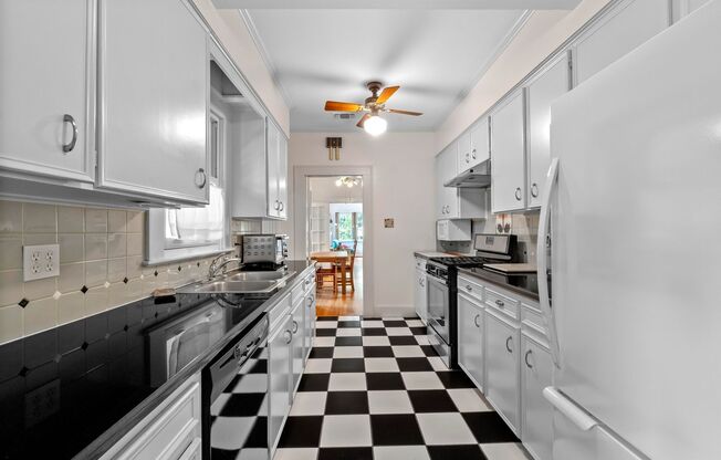 Architectural Beauty in Aldridge Place – Furnished & Full of Charm
