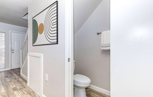 2 beds, 1.5 baths, 900 sqft, $1,349, Unit 2-187