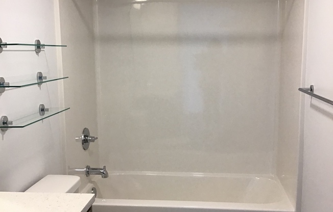 Studio, 1 bath, 278 sqft, $1,475, Unit 201