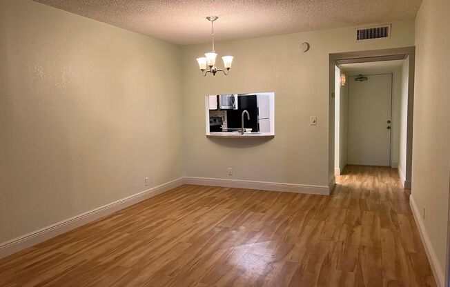 Pretty 1st Floor Davie Condo