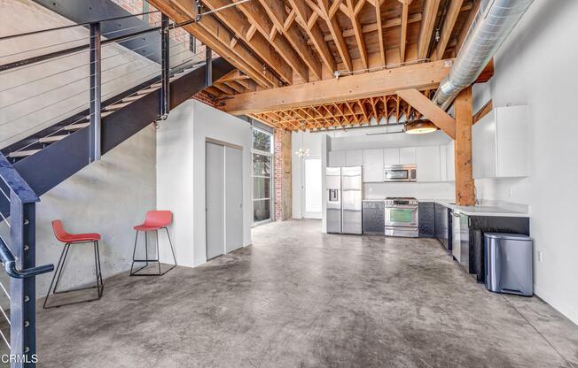 2 beds, 1.5 baths, 1,380 sqft, $5,300, Unit 111