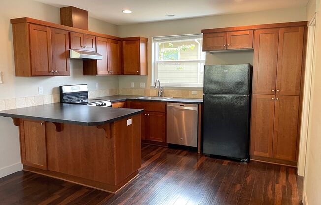 Alberta Arts District ADU with Lots of Storage, Washer/Dryer in-Unit, Attached Garage