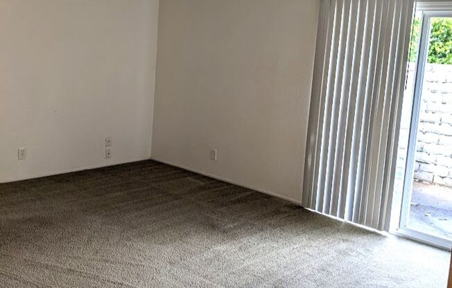 2 beds, 1 bath, 1,000 sqft, $1,650, Unit 18