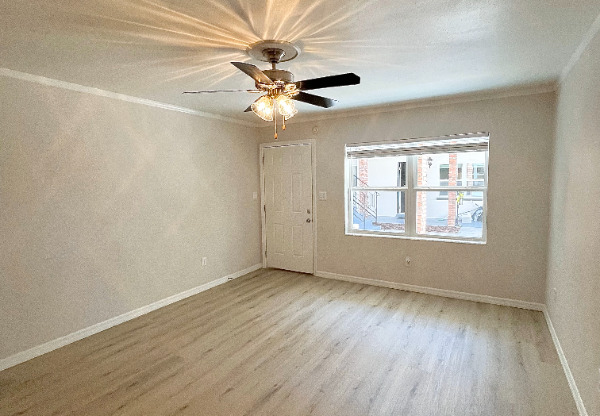 121 DANUBE AVE