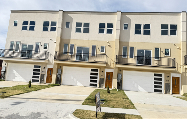 3607 PORTLAND IRVING