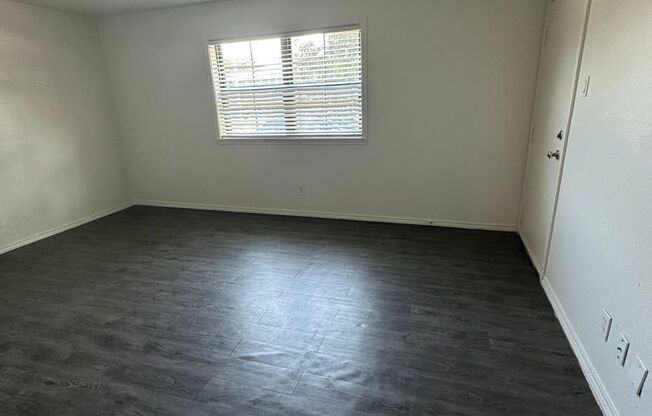 1 bed, 1 bath, 622 sqft, $1,085, Unit 202