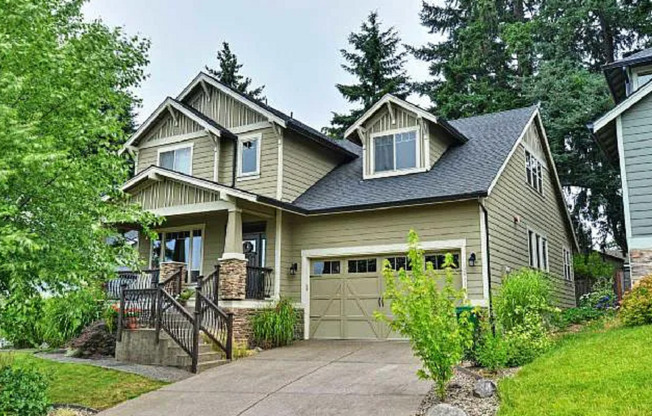 *$500 off first full month!* Beautiful 4 Bedroom 2 1/2 Bath Home With a Fantastic Back Yard Great for Entertaining is Located within 10 Minutes to Intel and Nike Headquarters!
