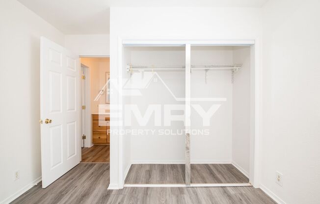 2 beds, 1 bath, 950 sqft, $2,700, Unit 5719 1/2